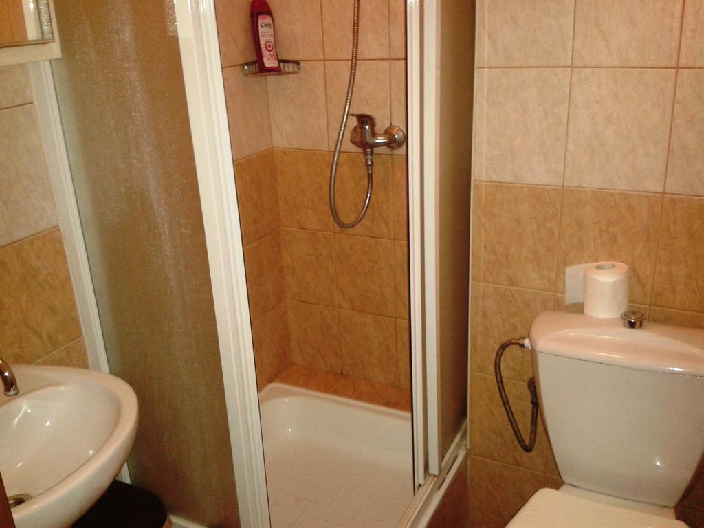 Garni Hotel Sonata Trenčianske Teplice Exteriör bild