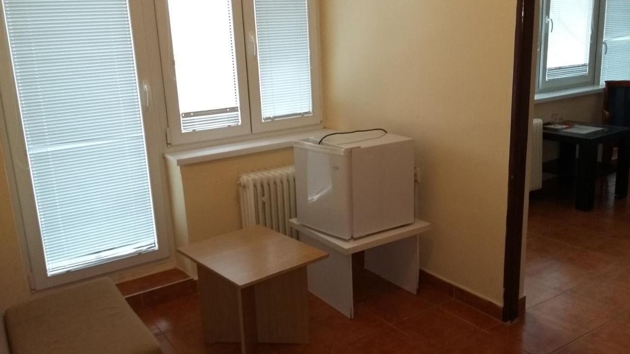 Garni Hotel Sonata Trenčianske Teplice Exteriör bild